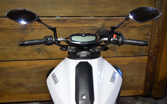 Motorrad Occasion Yamaha MT-07 - Bild 3