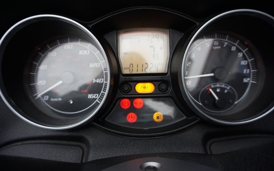 Gebrauchtmotorrad Piaggio MP3 250 - Bild 11