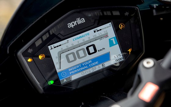 Neufahrzeug Aprilia Tuono 660 Factory - Bild 8 Neufahrzeug Aprilia Tuono 660 Factory - Bild 8