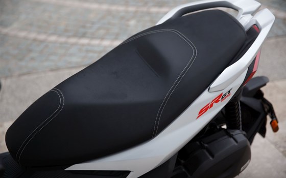 Neufahrzeug Aprilia SR GT 200 - Bild 17 Neufahrzeug Aprilia SR GT 200 - Bild 17