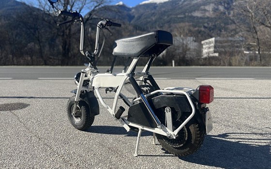 Gebrauchtmotorrad Di Blasi R7 - Bild 2 Gebrauchtmotorrad Di Blasi R7 - Bild 2