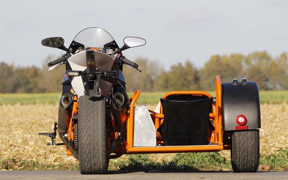 Gebrauchtmotorrad KTM 1190 RC8 R - Bild 3