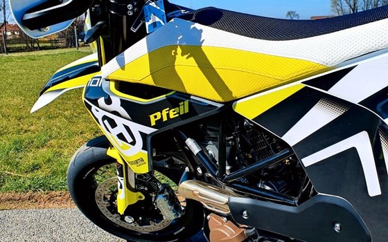 Neufahrzeug Husqvarna 701 Supermoto - Bild 4