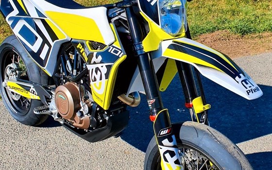 Neufahrzeug Husqvarna 701 Supermoto - Bild 6