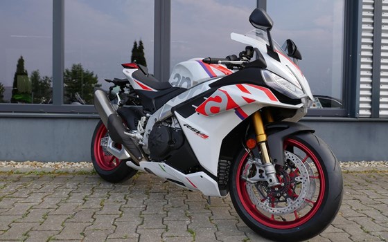 Neufahrzeug Aprilia RSV4 1100 Factory - Bild 5