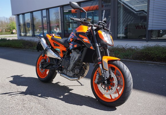 KTM 890 Duke GP