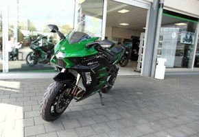 Kawasaki Ninja H2 SX