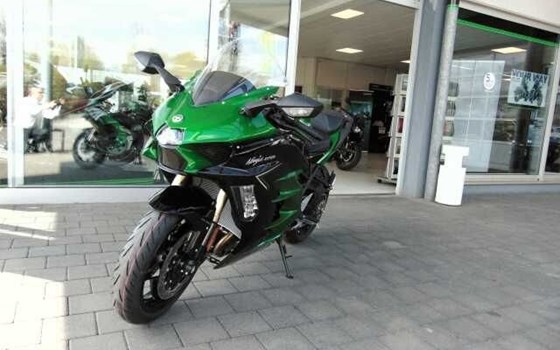 Gebrauchtmotorrad Kawasaki Ninja H2 SX - Bild 1