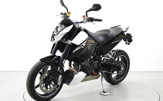 Motorrad Occasion KTM 690 Duke - Bild 3