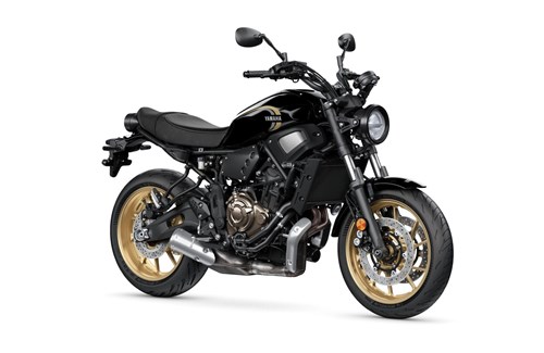 Neumotorrad Yamaha XSR700