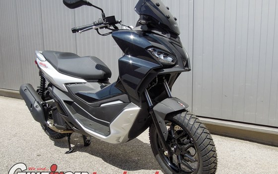 Neufahrzeug Aprilia SR GT 125 - Bild 1 Neufahrzeug Aprilia SR GT 125 - Bild 1
