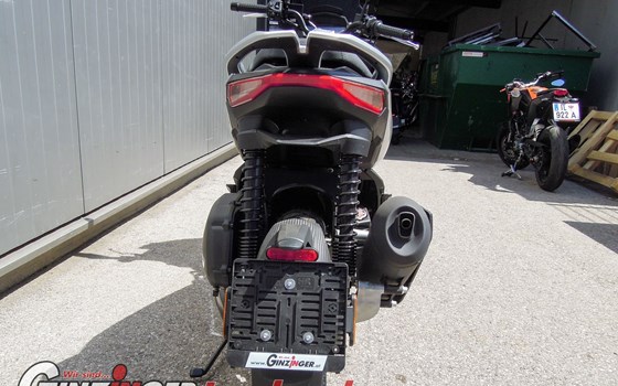 Neufahrzeug Aprilia SR GT 125 - Bild 5 Neufahrzeug Aprilia SR GT 125 - Bild 5