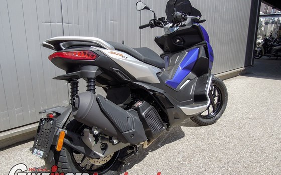 Neufahrzeug Aprilia SR GT 125 - Bild 3 Neufahrzeug Aprilia SR GT 125 - Bild 3