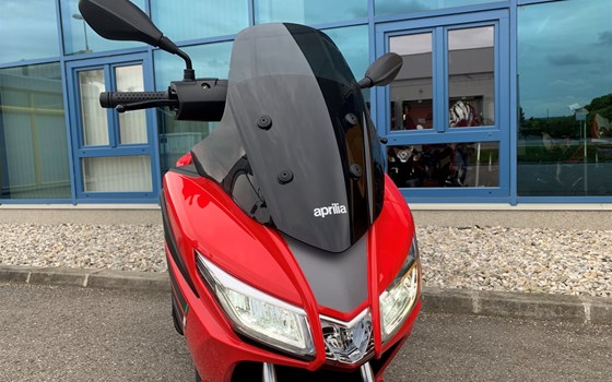 Neufahrzeug Aprilia SXR 50 - Bild 5 Neufahrzeug Aprilia SXR 50 - Bild 5