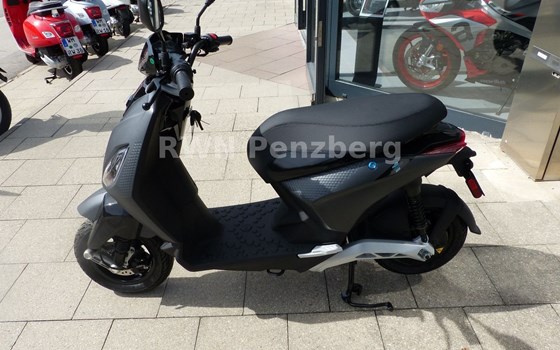 Neufahrzeug Piaggio 1 + - Bild 3