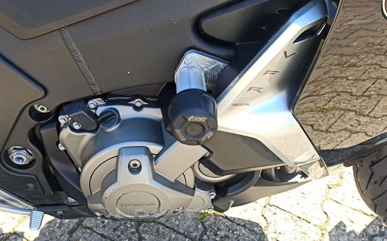 Gebrauchtmotorrad Honda VFR1200 FD - Bild 7