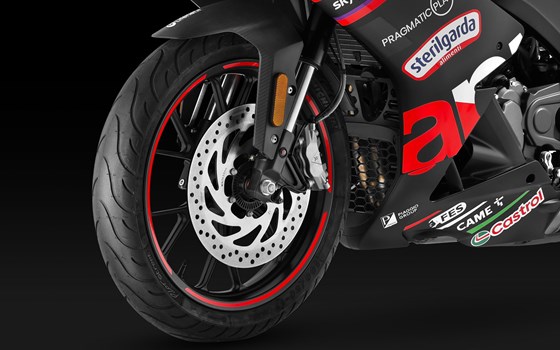 Neufahrzeug Aprilia RS 125 Replica - Bild 4