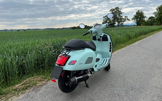 Neufahrzeug Vespa GTS 300 hpe - Bild 2 Neufahrzeug Vespa GTS 300 hpe - Bild 2
