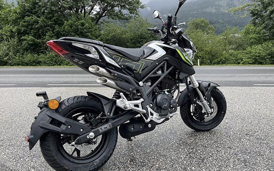 Neufahrzeug Benelli TnT 125 - Bild 2 Neufahrzeug Benelli TnT 125 - Bild 2