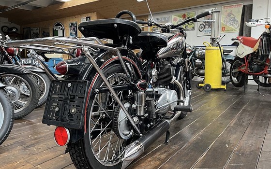 Gebrauchtmotorrad Puch 250 TF - Bild 2 Gebrauchtmotorrad Puch 250 TF - Bild 2