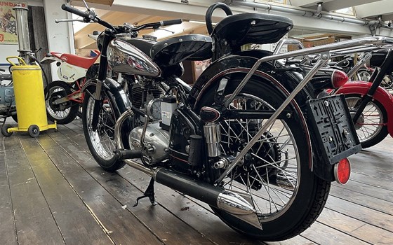 Gebrauchtmotorrad Puch 250 TF - Bild 5 Gebrauchtmotorrad Puch 250 TF - Bild 5