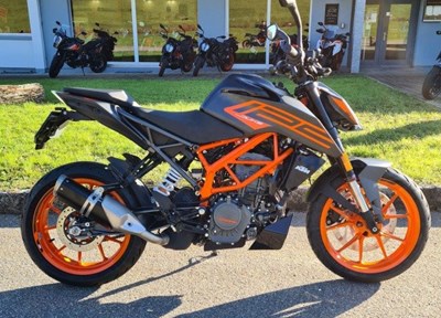 NEUFAHRZEUG KTM 125 Duke