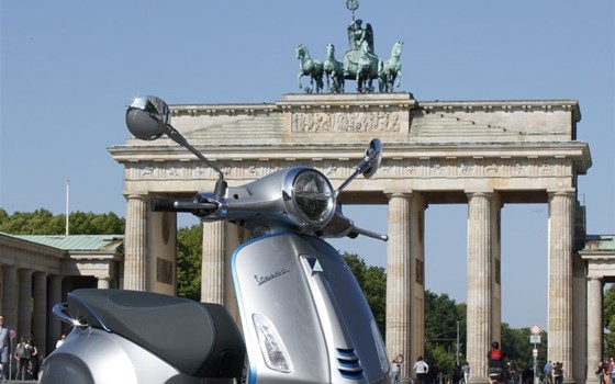 Neufahrzeug Vespa Elettrica - Bild 11 Neufahrzeug Vespa Elettrica - Bild 11