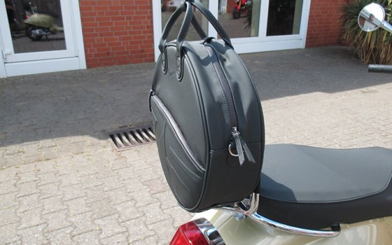 Gebrauchtmotorrad Vespa Primavera 125 - Bild 10