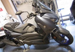 Neumotorrad Yamaha XMAX 125