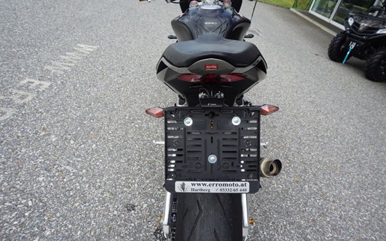 Gebrauchtmotorrad Aprilia Tuono V4 R APRC ABS - Bild 11