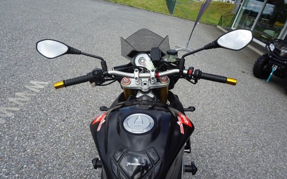 Gebrauchtmotorrad Aprilia Tuono V4 R APRC ABS - Bild 12