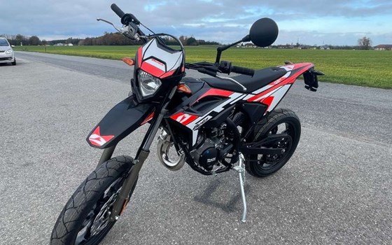 Neufahrzeug Beta RR 50 Motard Standard - Bild 1 Neufahrzeug Beta RR 50 Motard Standard - Bild 1
