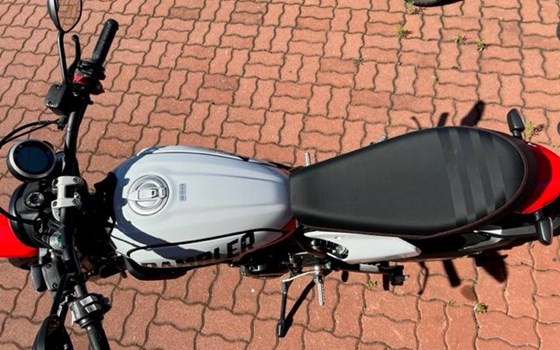 Gebrauchtmotorrad Ducati Scrambler Urban Motard - Bild 2 Gebrauchtmotorrad Ducati Scrambler Urban Motard - Bild 2