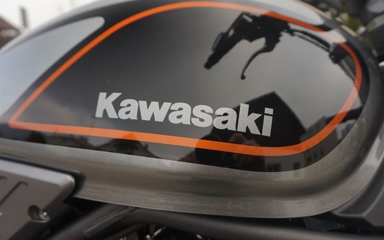 Motorrad Occasion Kawasaki Z650 RS - Bild 10