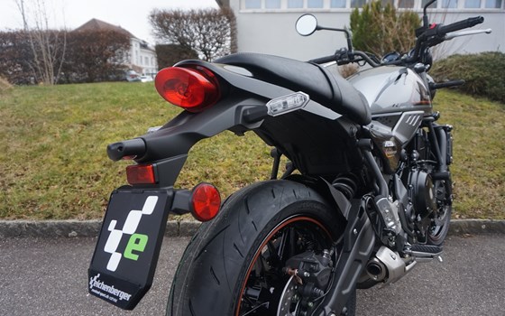 Motorrad Occasion Kawasaki Z650 RS - Bild 6