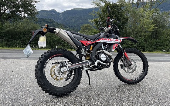 Neufahrzeug Rieju Marathon Cross 125 - Bild 2 Neufahrzeug Rieju Marathon Cross 125 - Bild 2