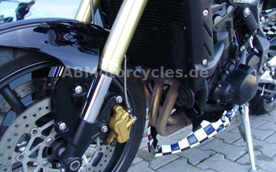 Gebrauchtmotorrad Triumph Street Triple - Bild 10