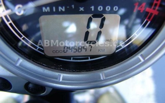 Gebrauchtmotorrad Triumph Street Triple - Bild 15