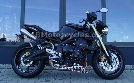 Gebrauchtmotorrad Triumph Street Triple - Bild 2