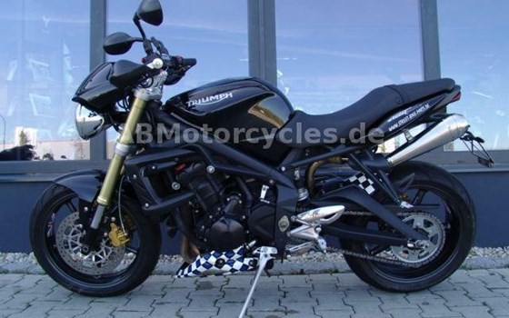 Gebrauchtmotorrad Triumph Street Triple - Bild 3
