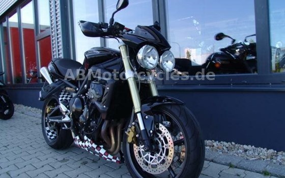 Gebrauchtmotorrad Triumph Street Triple - Bild 4