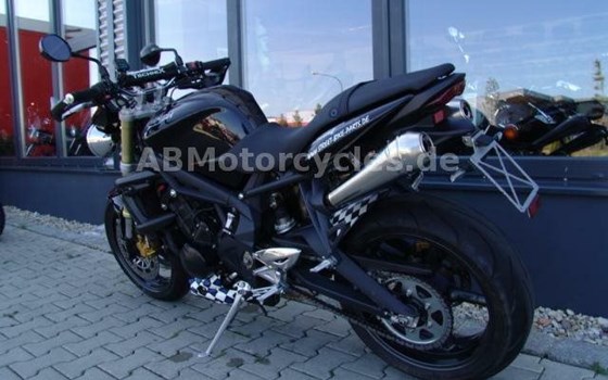 Gebrauchtmotorrad Triumph Street Triple - Bild 7