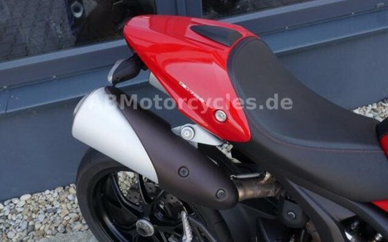 Gebrauchtmotorrad Ducati Monster 796 - Bild 11