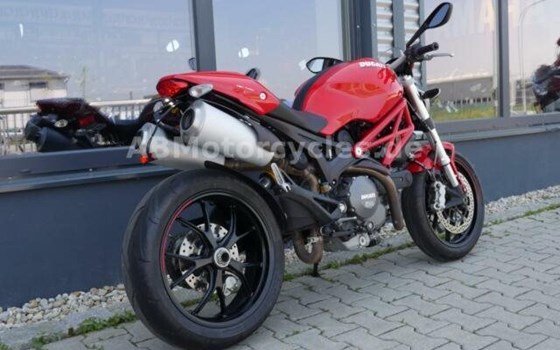 Gebrauchtmotorrad Ducati Monster 796 - Bild 5