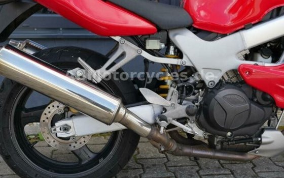 Gebrauchtmotorrad Honda VTR 1000 F Fire Storm - Bild 11
