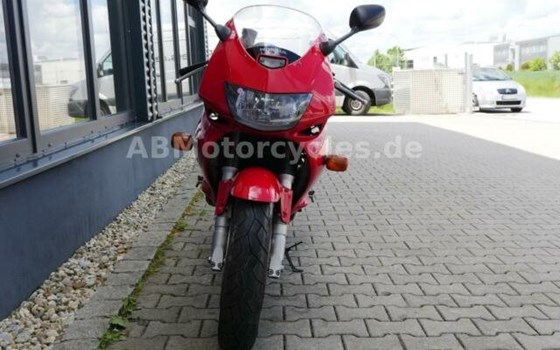 Gebrauchtmotorrad Honda VTR 1000 F Fire Storm - Bild 8