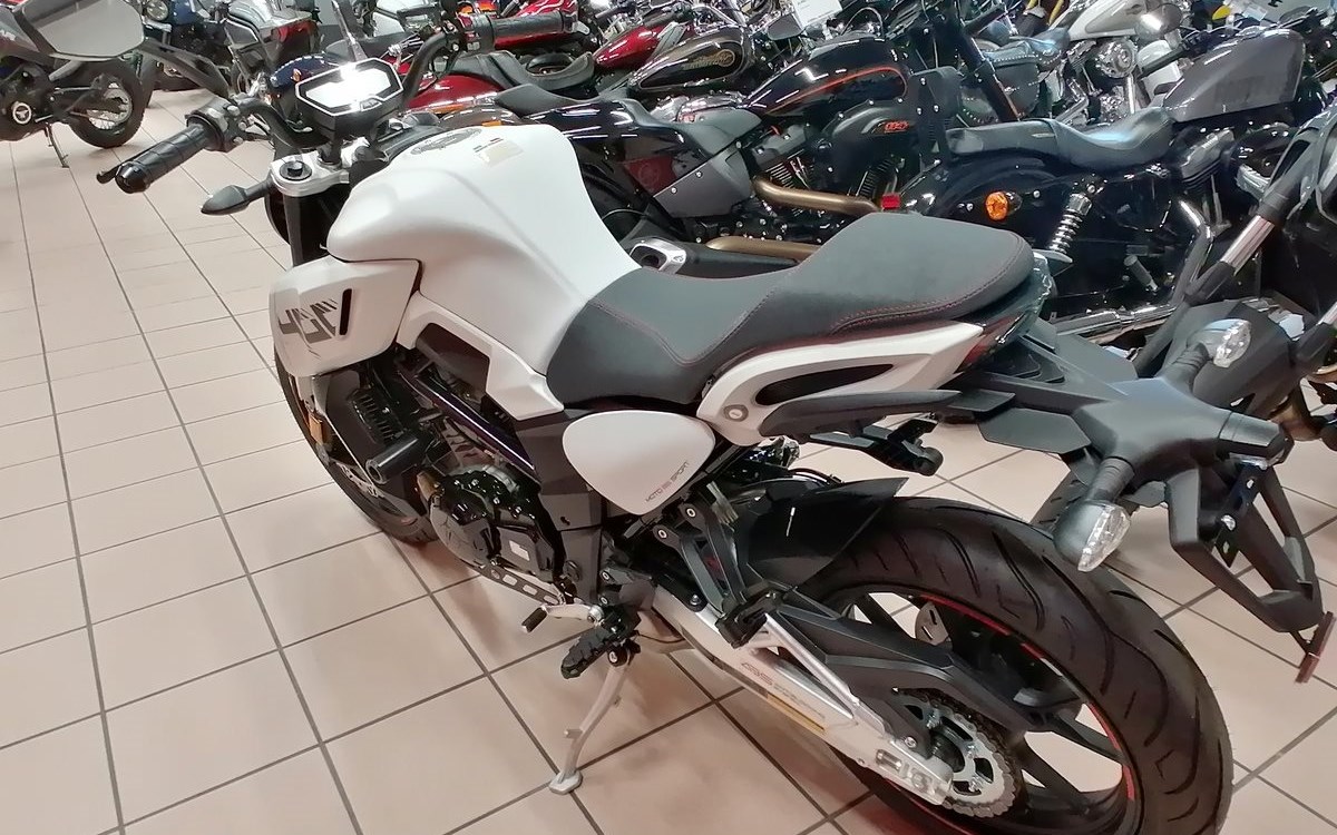 Angebot Motobi DL 400