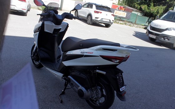 Neufahrzeug Aprilia SXR 50 - Bild 17 Neufahrzeug Aprilia SXR 50 - Bild 17