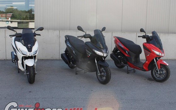 Neufahrzeug Aprilia SXR 50 - Bild 3 Neufahrzeug Aprilia SXR 50 - Bild 3