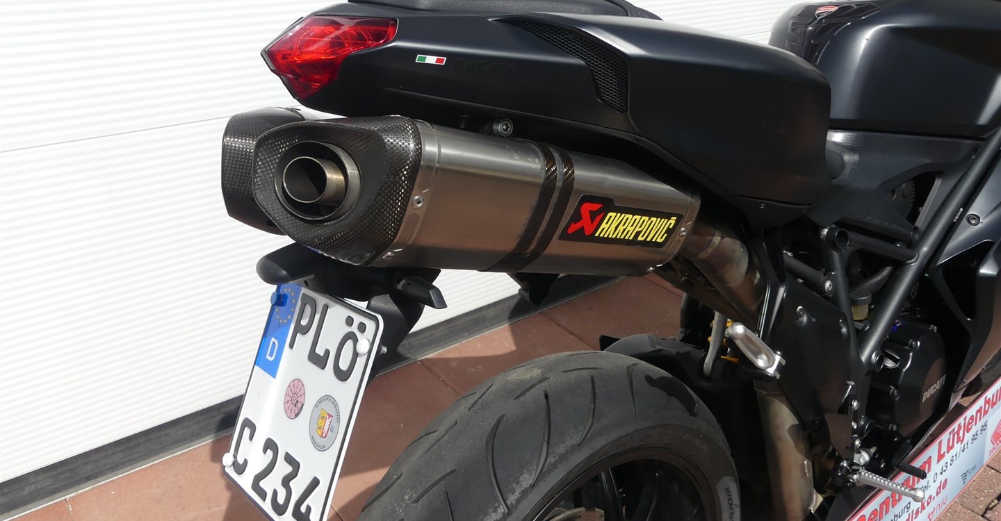 Offer Ducati 848 EVO